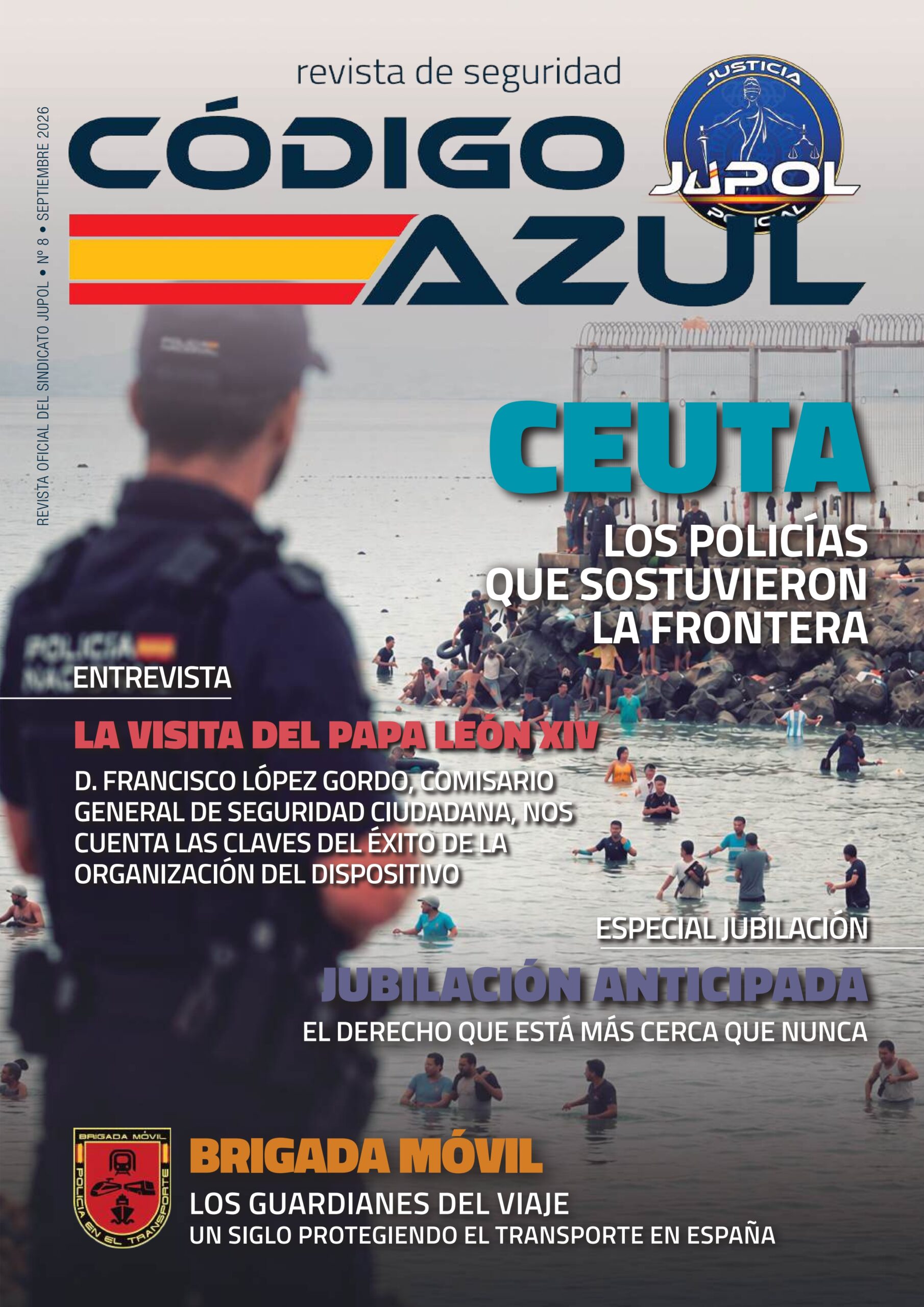 Portada de la revista Código Azul número 8